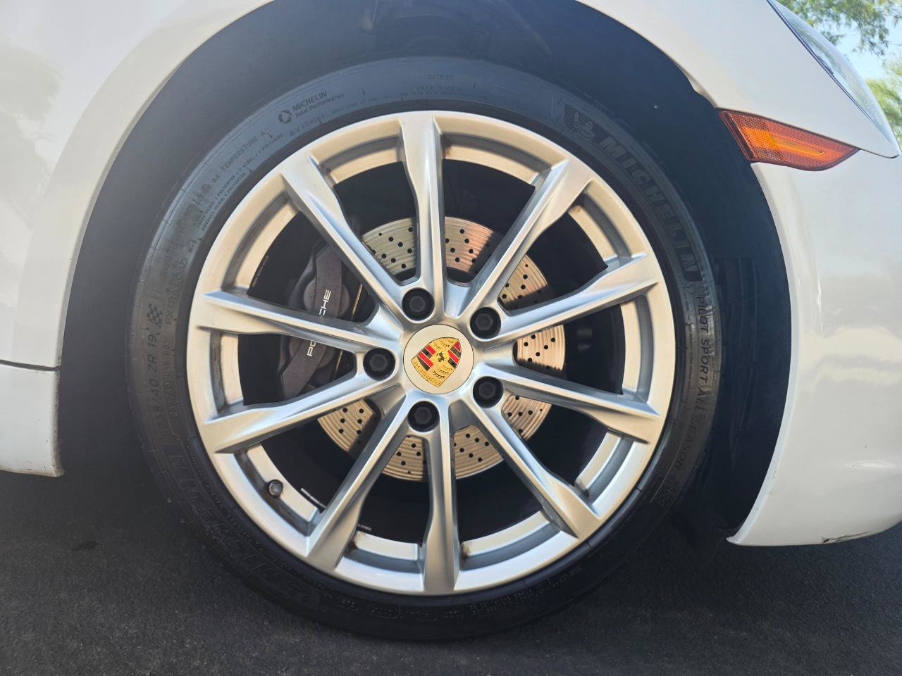 Used 2017 Porsche 718 Boxster RWD image 23
