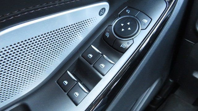 Certified 2022 Ford Explorer Platinum w/ Equipment Group 601A image 26