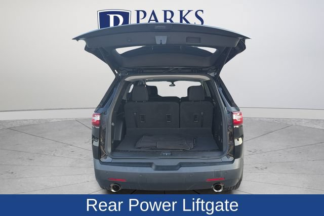 Used 2020 Chevrolet Traverse LT FWD image 19