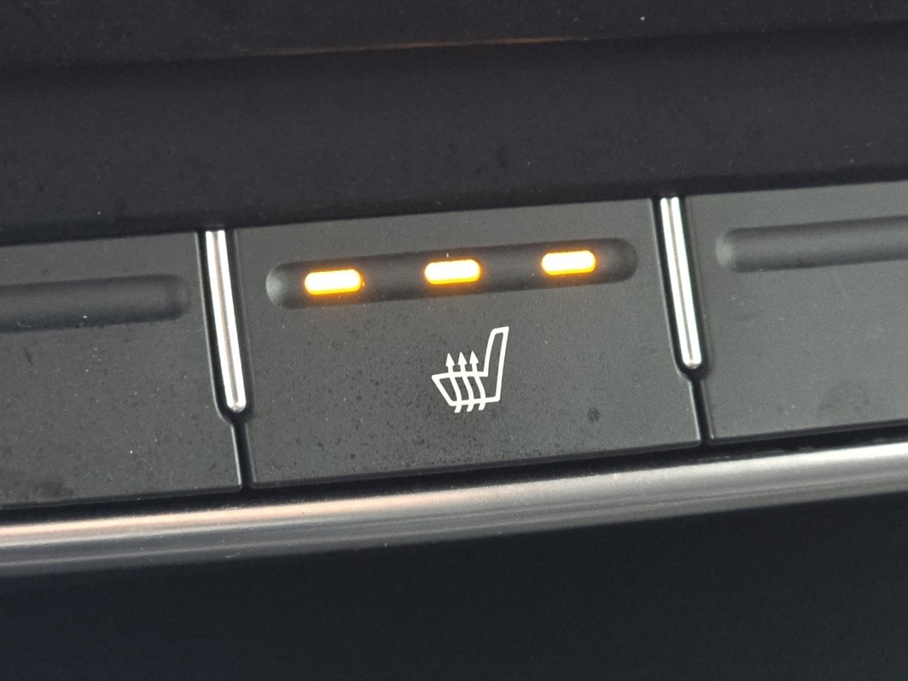 Used 2017 Kia Sorento 2.4L LX w/ LX Convenience Package image 6