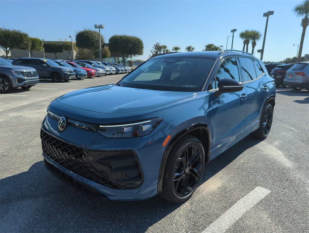 New 2026 Volkswagen Tiguan SE R-Line image 10