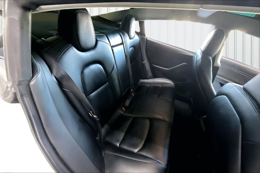 Used 2019 Tesla Model 3 Standard Range Plus image 24