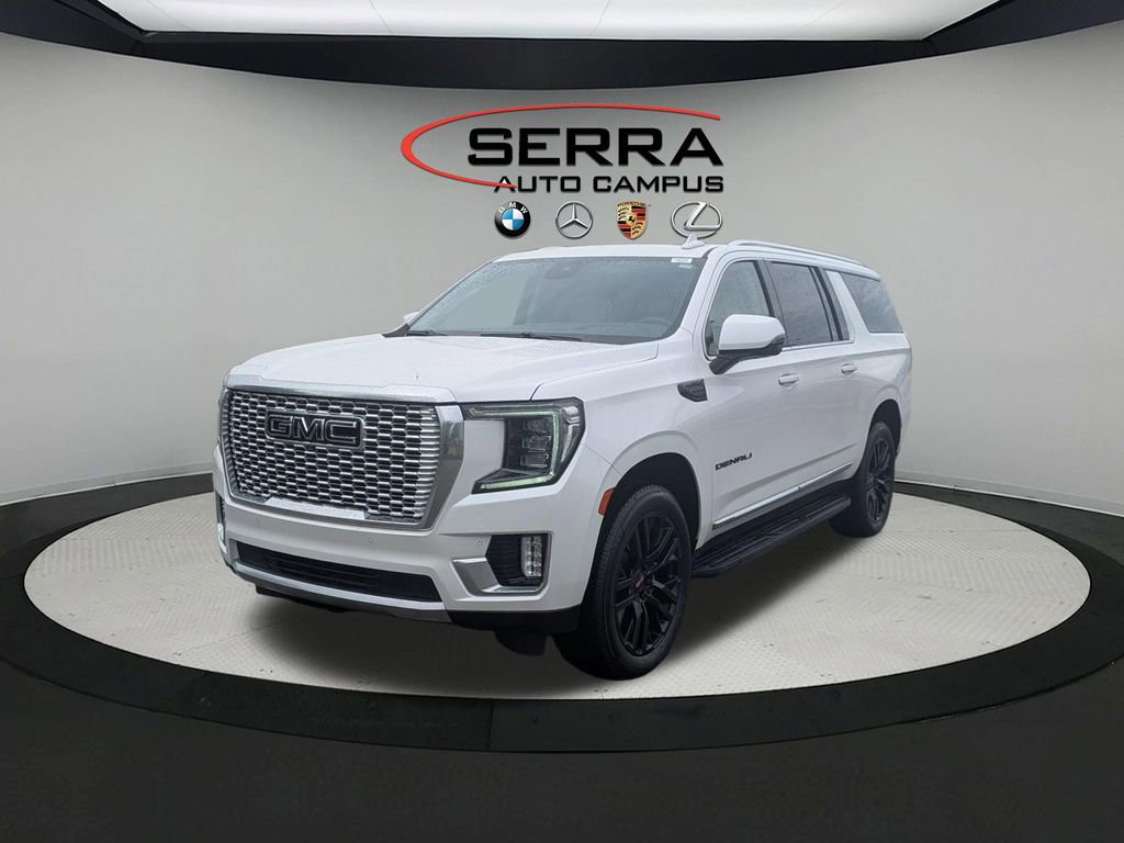 Used 2023 GMC Yukon XL Denali AWD/4WD image 1