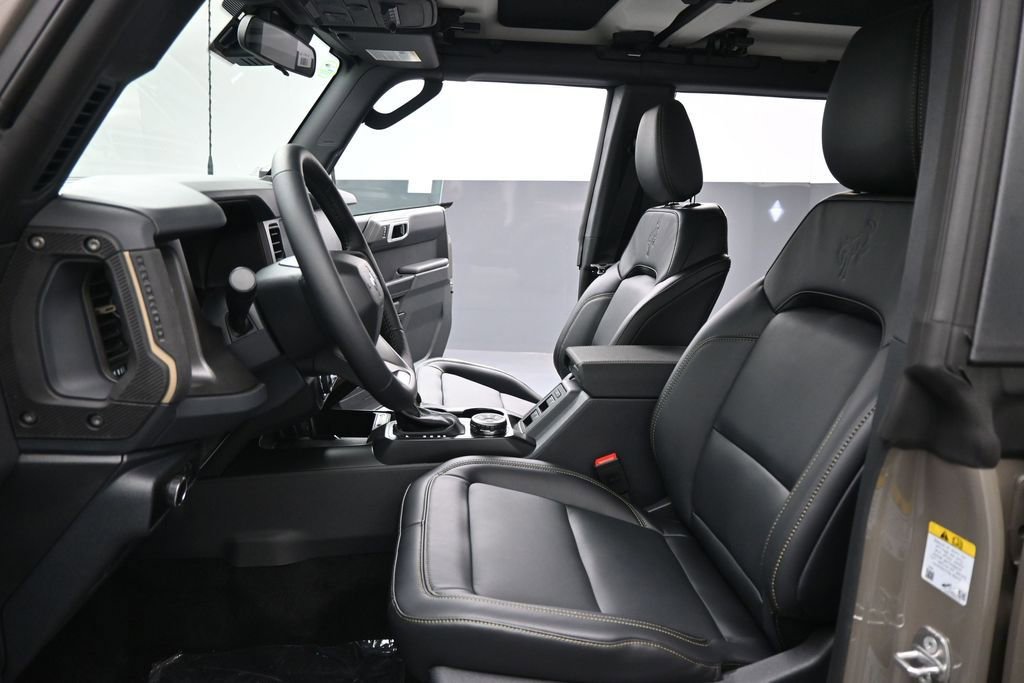 New 2026 Ford Bronco Badlands AWD/4WD image 9