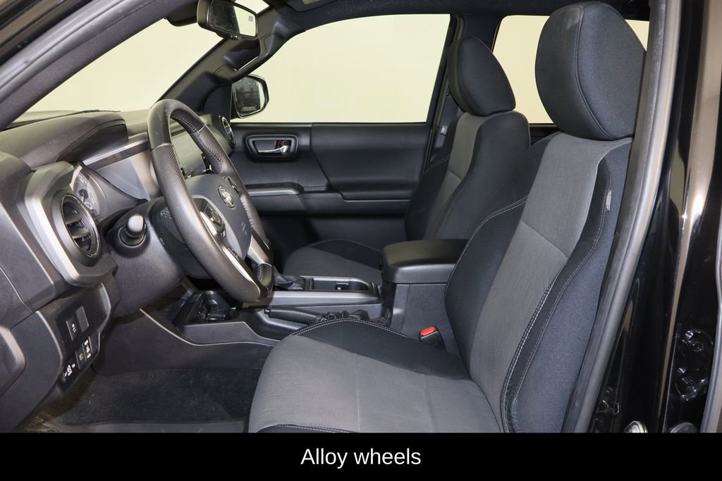 Used 2020 Toyota Tacoma TRD Off-Road image 15