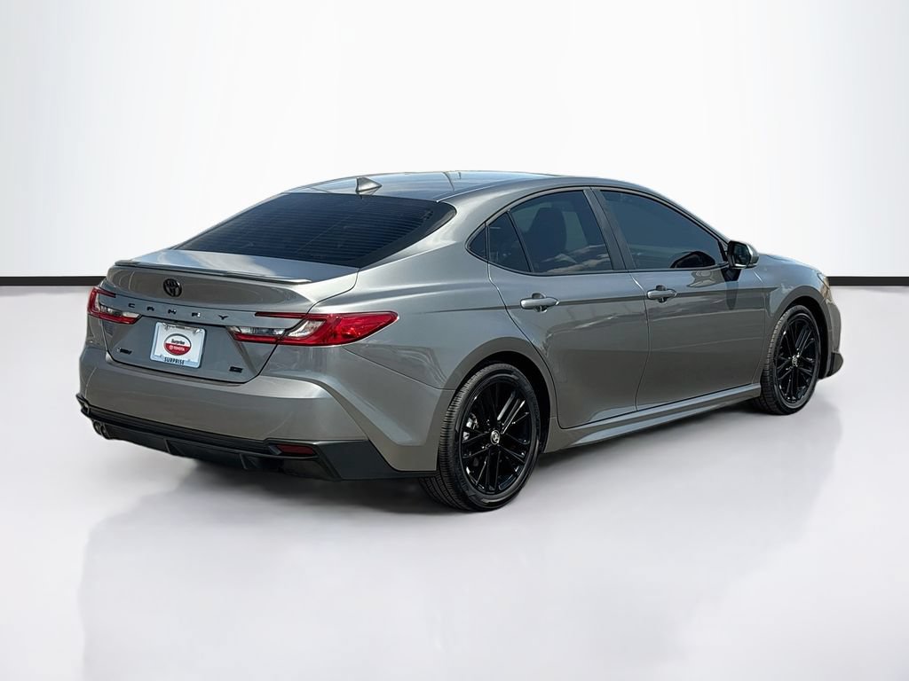 Used 2026 Toyota Camry SE w/ Convenience Package FWD image 5