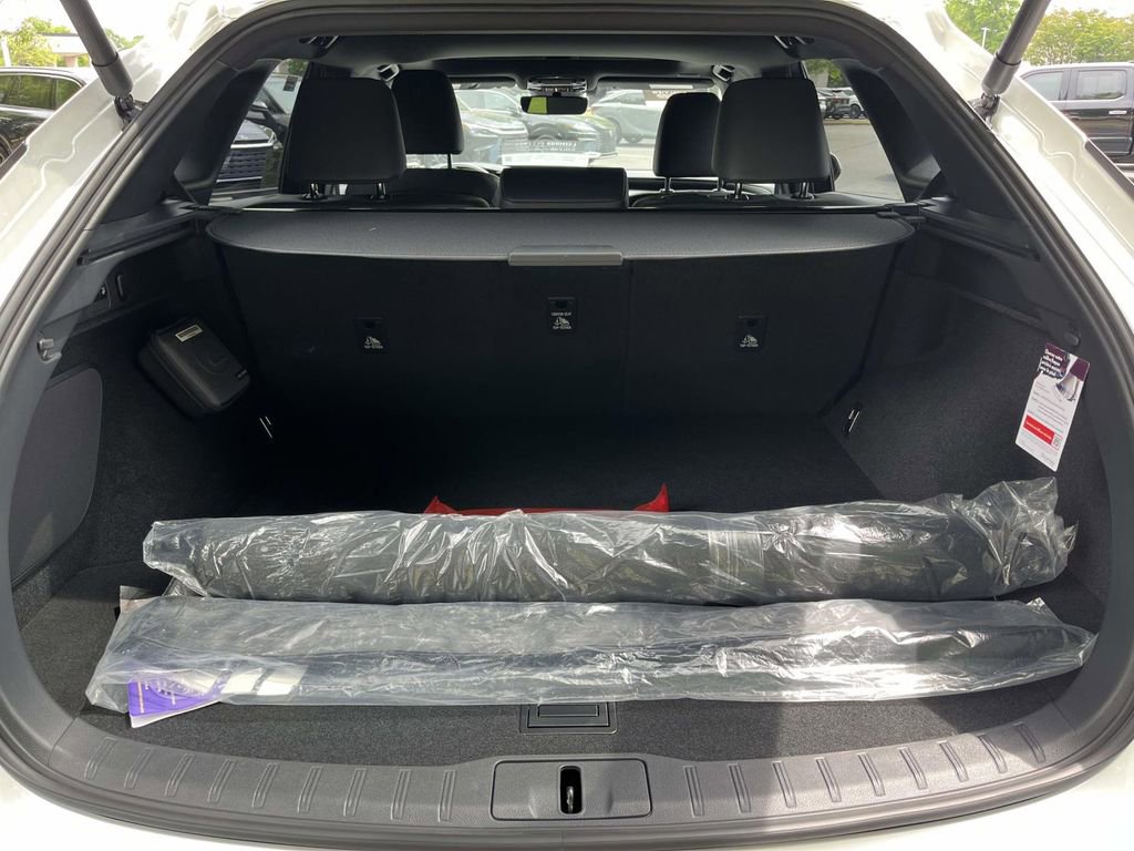 Used 2025 Lexus RX 350 Premium w/ Accessory Package (Z1) FWD image 7