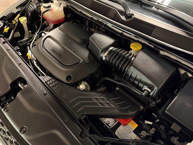 Used 2024 Chrysler Pacifica Touring-L w/ Road Tripper Package image 50