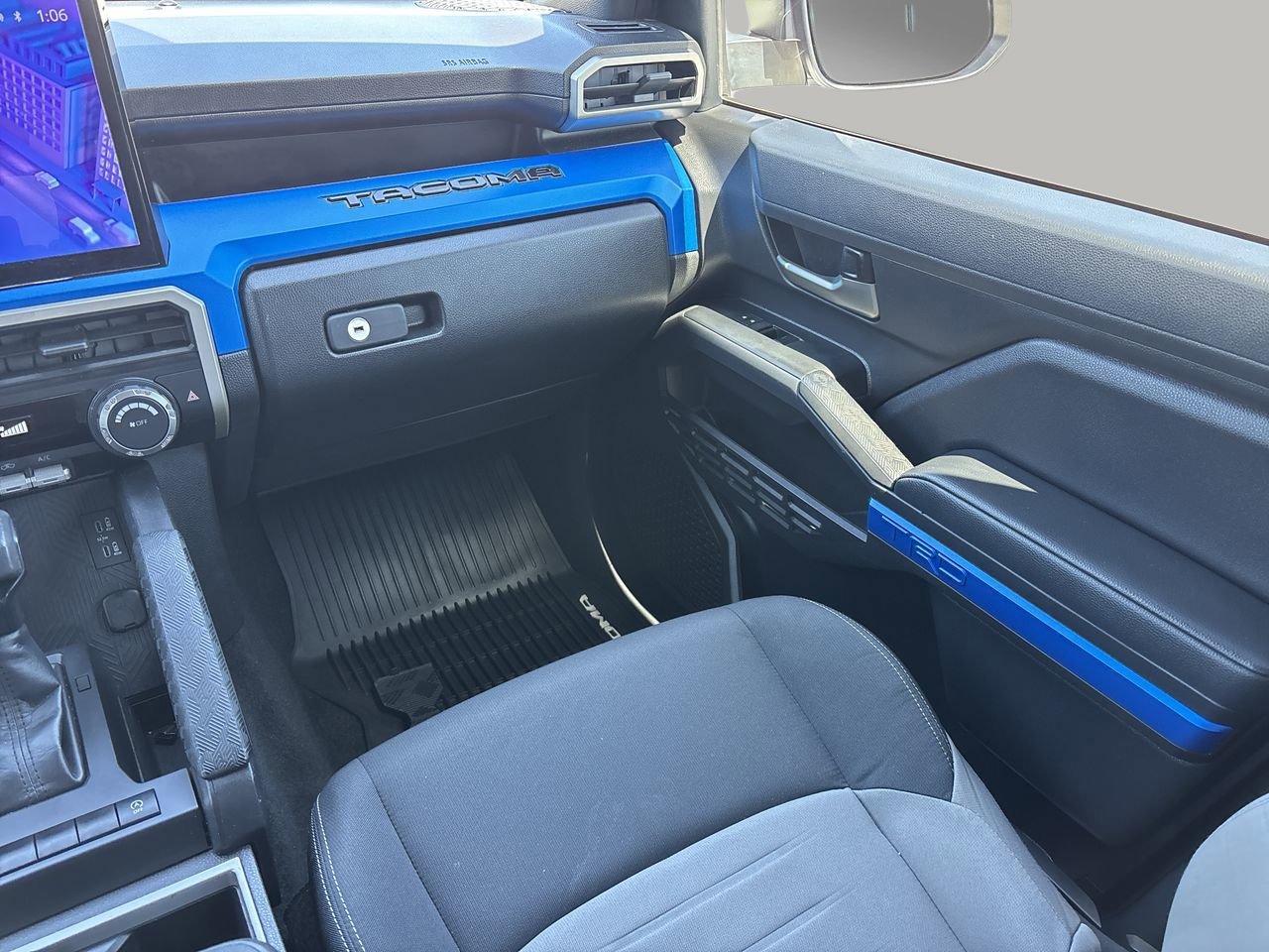 Used 2024 Toyota Tacoma TRD Sport image 14