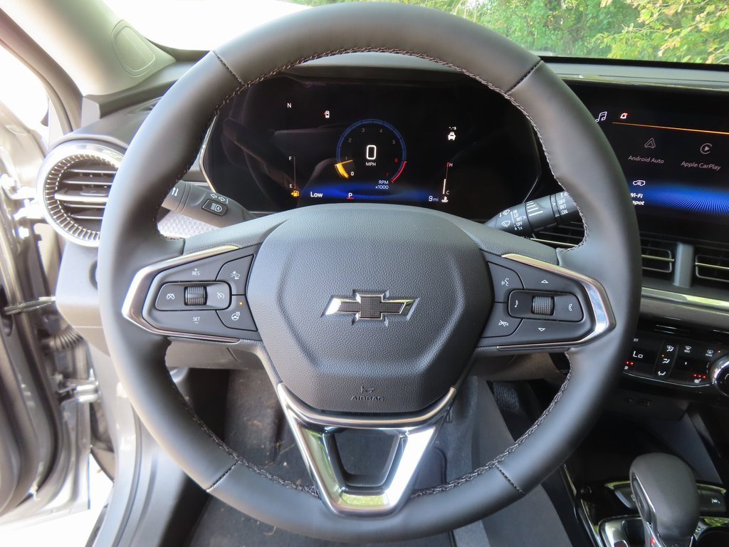 New 2026 Chevrolet Trax ACTIV w/ Sunroof Package image 4