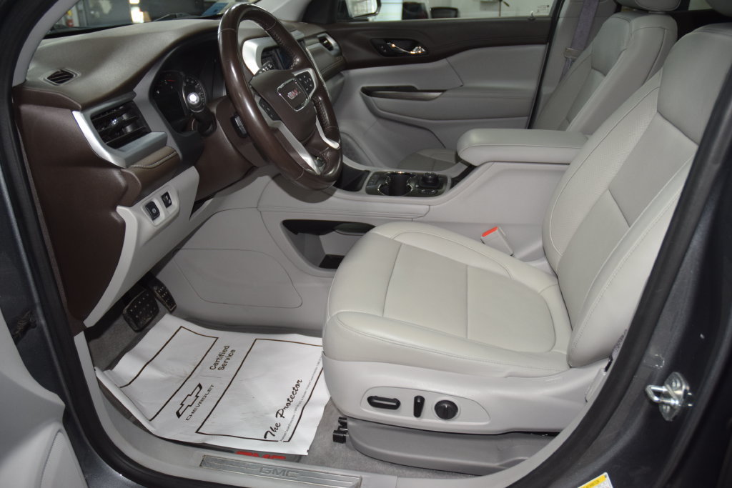 Used 2020 GMC Acadia SLT FWD image 40