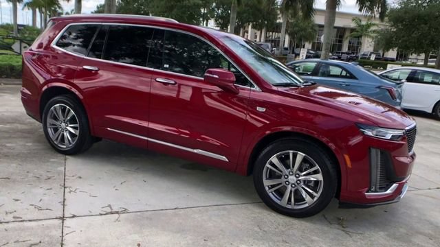 Certified 2023 Cadillac XT6 Premium Luxury FWD image 17
