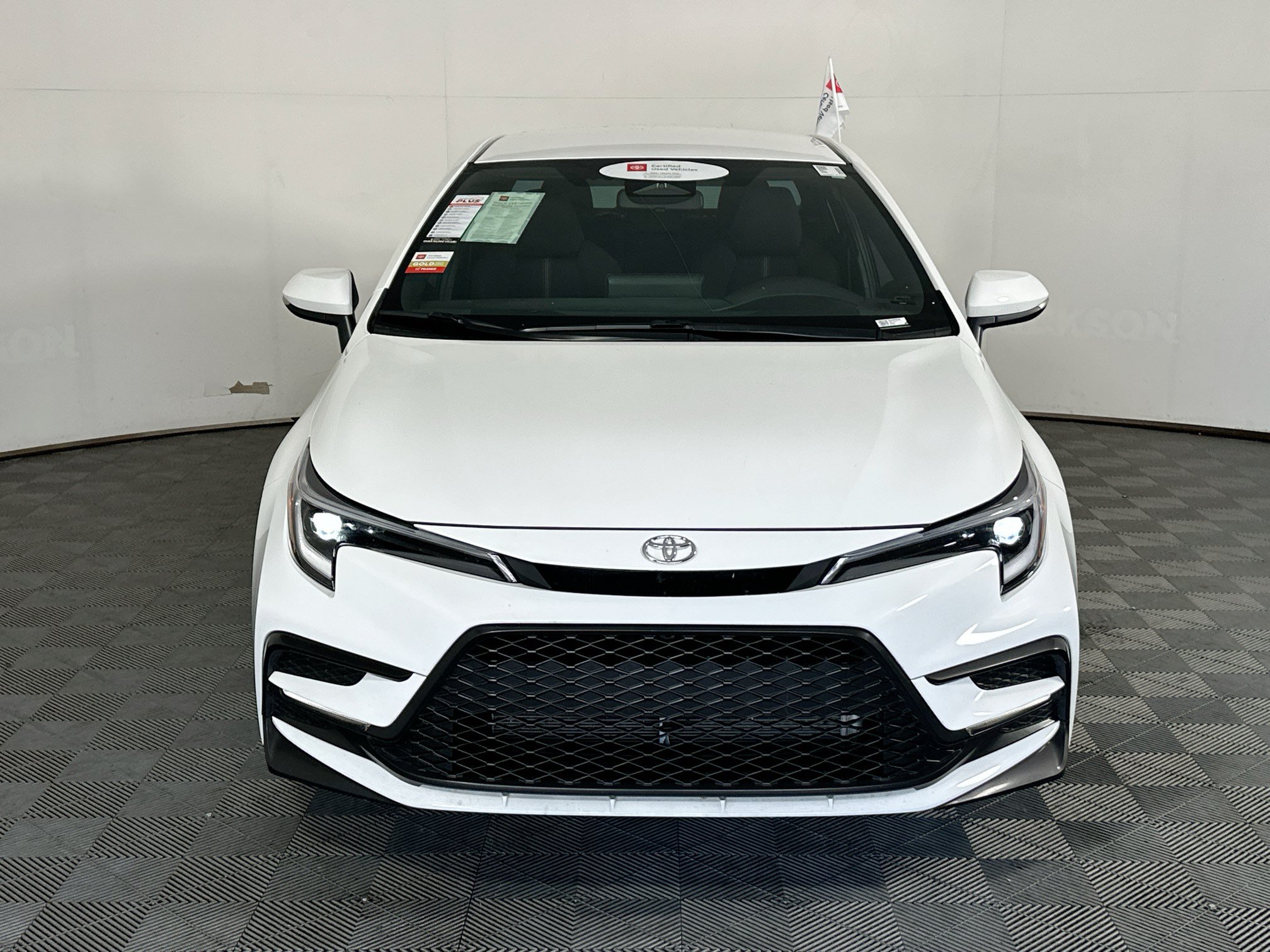 Certified 2026 Toyota Corolla SE FWD image 8