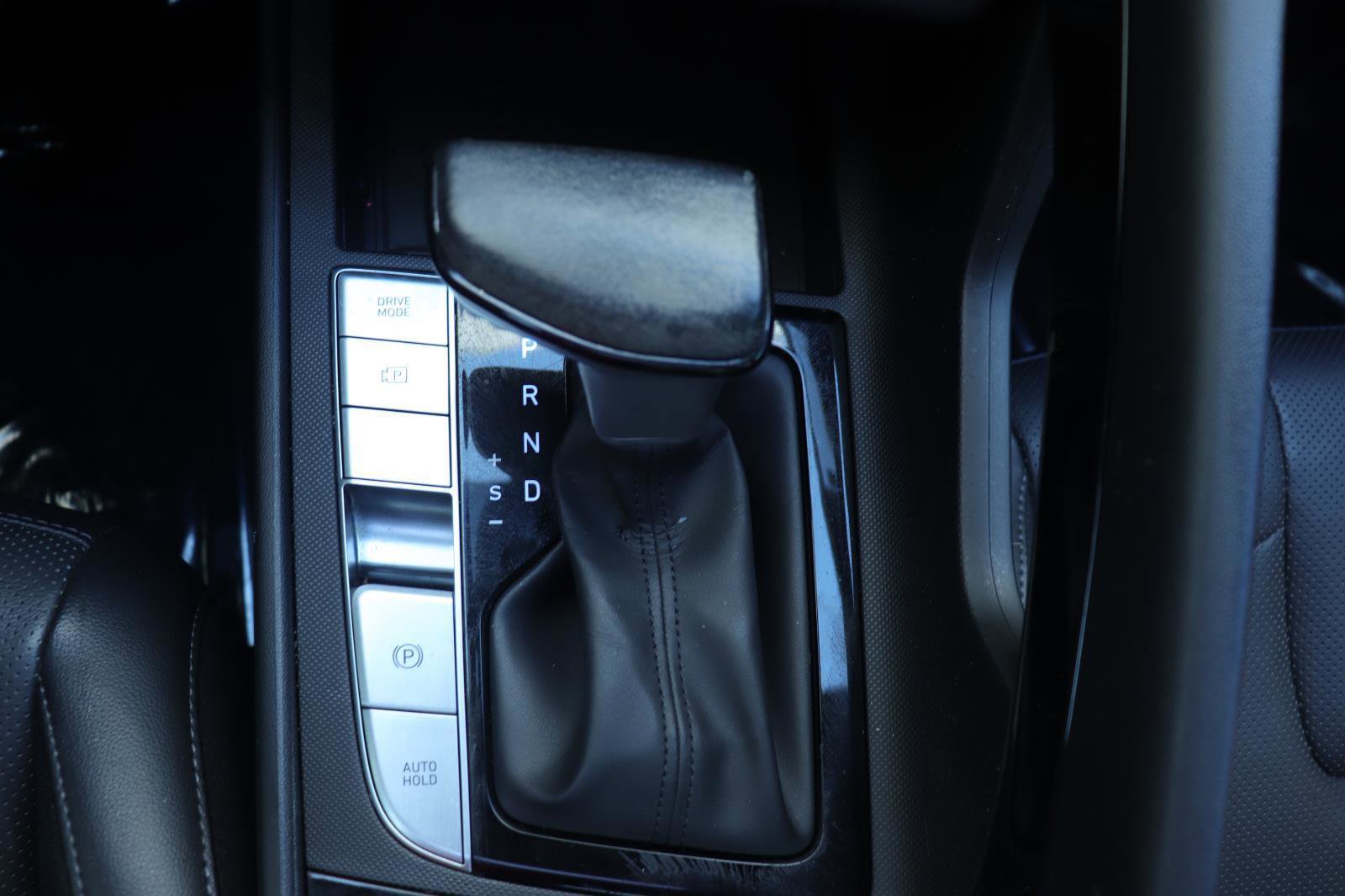 Used 2023 Hyundai Elantra Limited w/ Cargo Package image 33