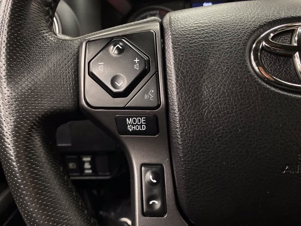 Used 2021 Toyota Tacoma TRD Off-Road w/ Technology Package AWD/4WD image 21