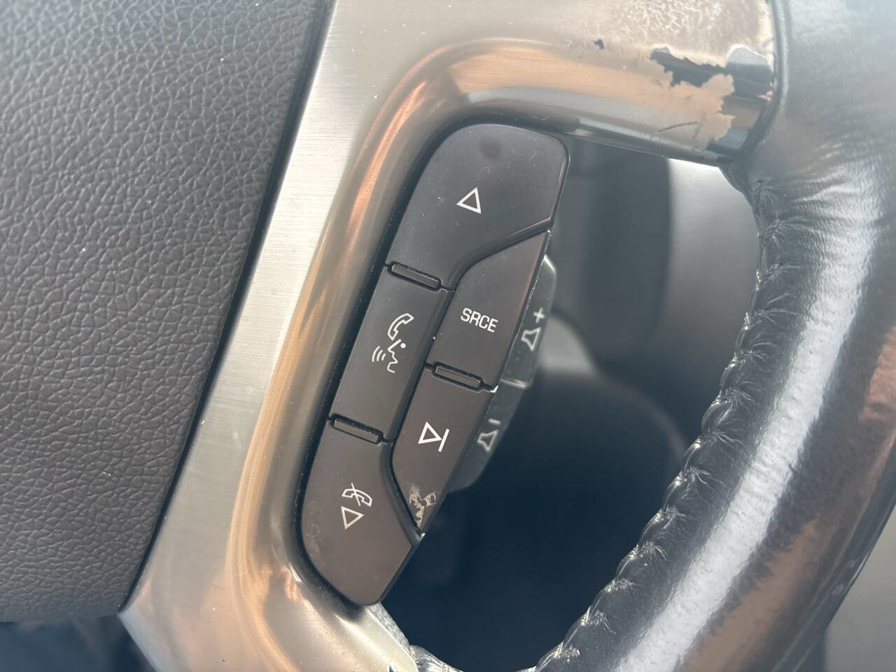 Used 2010 Chevrolet Tahoe LT w/ Luxury Package image 37