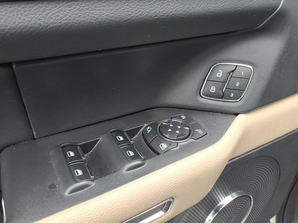 Used 2022 Ford Expedition XLT image 24