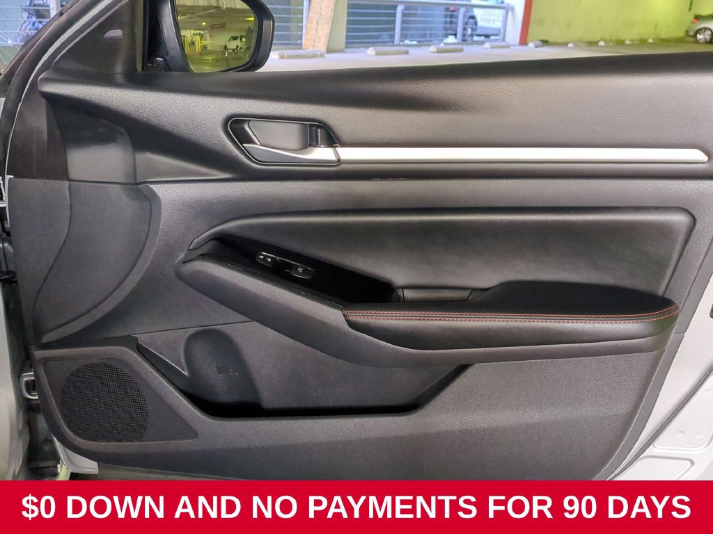 Used 2025 Nissan Altima 2.5 SR FWD image 30