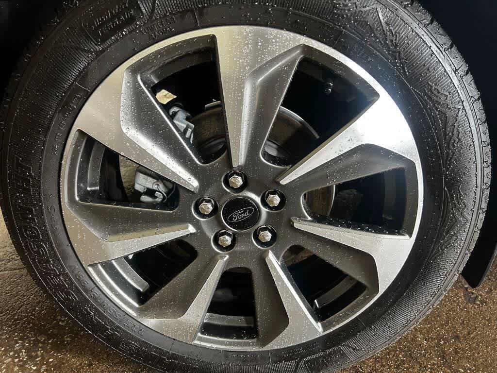Used 2023 Ford Escape Platinum FWD image 33