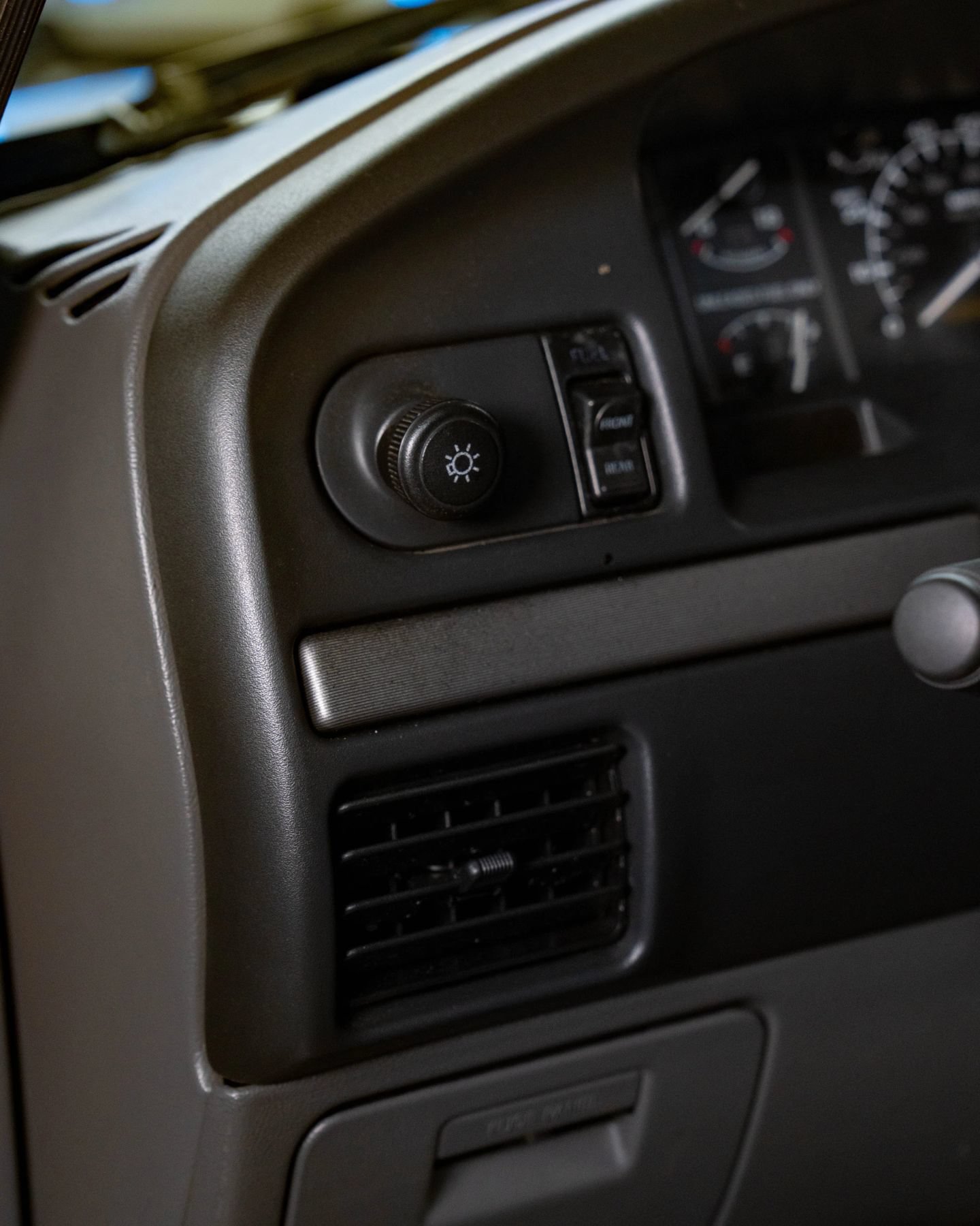 Used 1993 Ford F250 4x4 SuperCab image 13