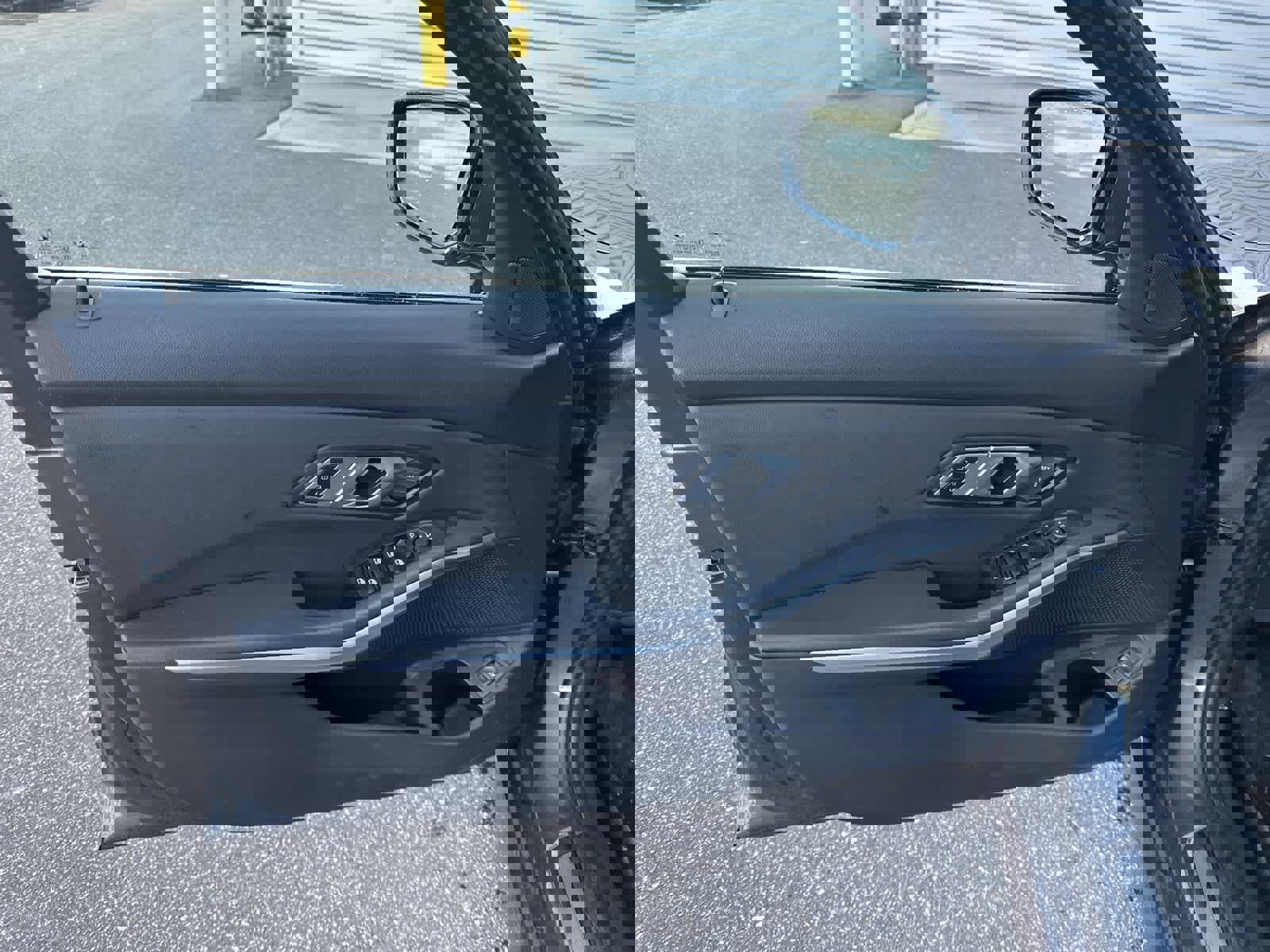 Used 2019 BMW 330i xDrive Sedan w/ Convenience Package image 21