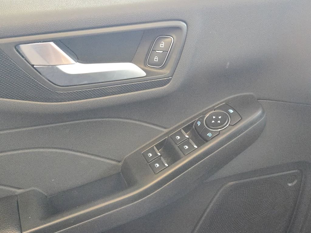 Used 2023 Ford Escape ST-Line w/ Tech Pack #1 image 11