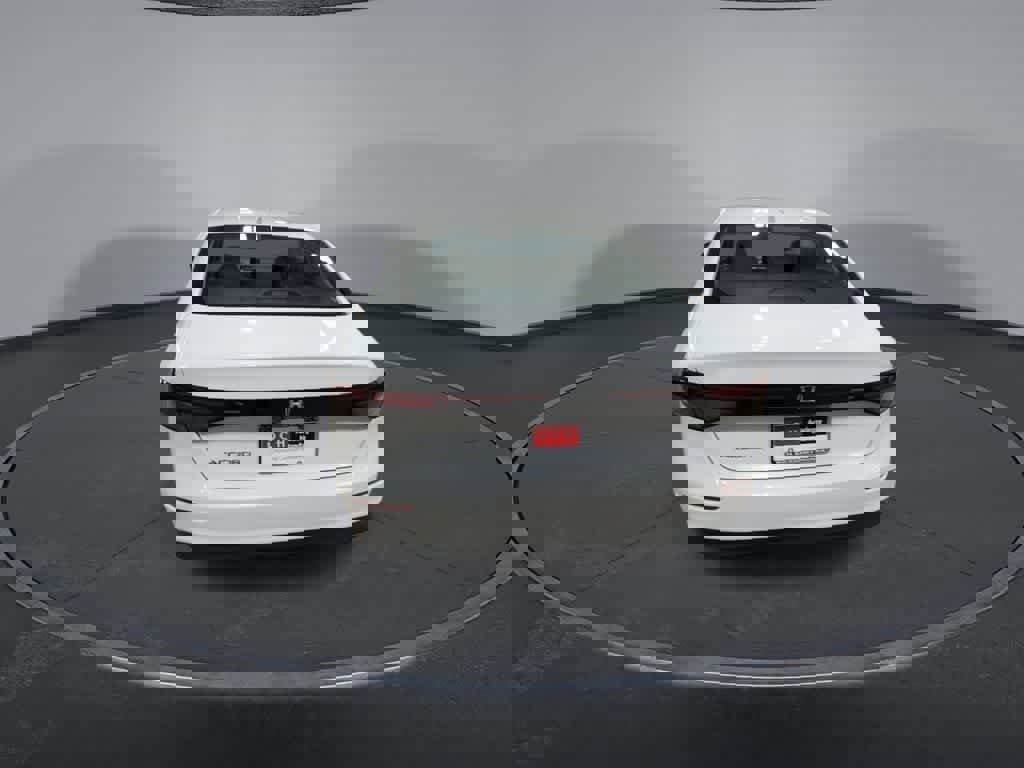 Used 2023 Honda Accord LX image 7