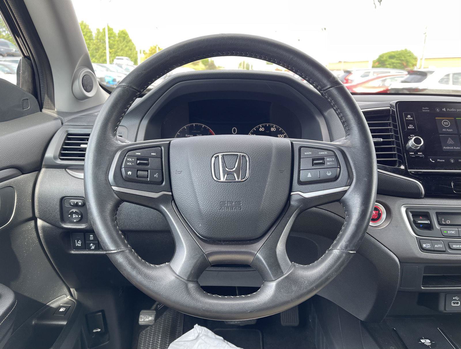 Used 2025 Honda Ridgeline Sport image 7