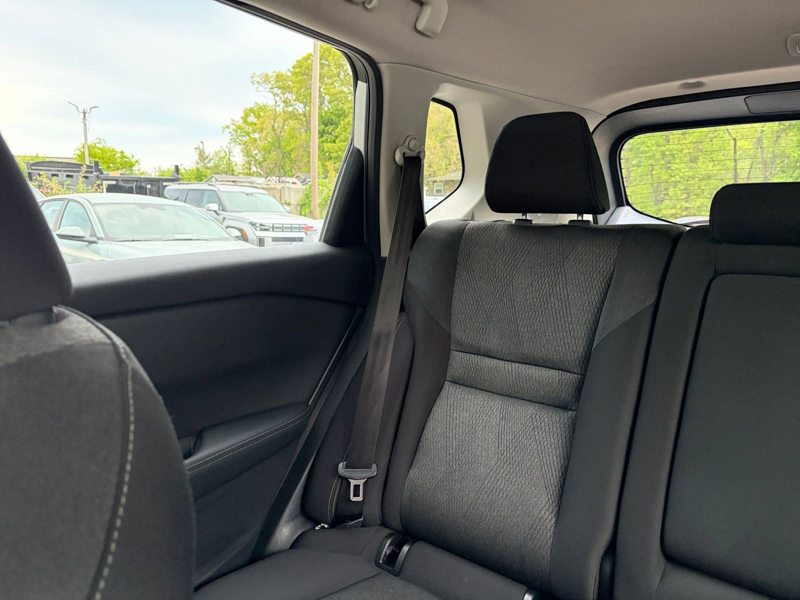 Used 2025 Nissan Rogue SV FWD image 41