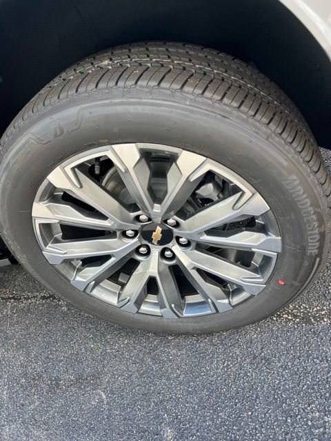 New 2026 Chevrolet Tahoe High Country AWD/4WD image 21