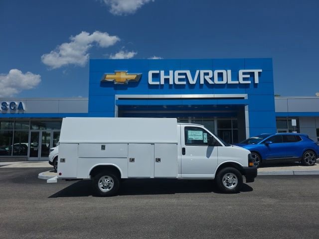 New 2025 Chevrolet Express 3500 w/ Power Convenience Package RWD image 2
