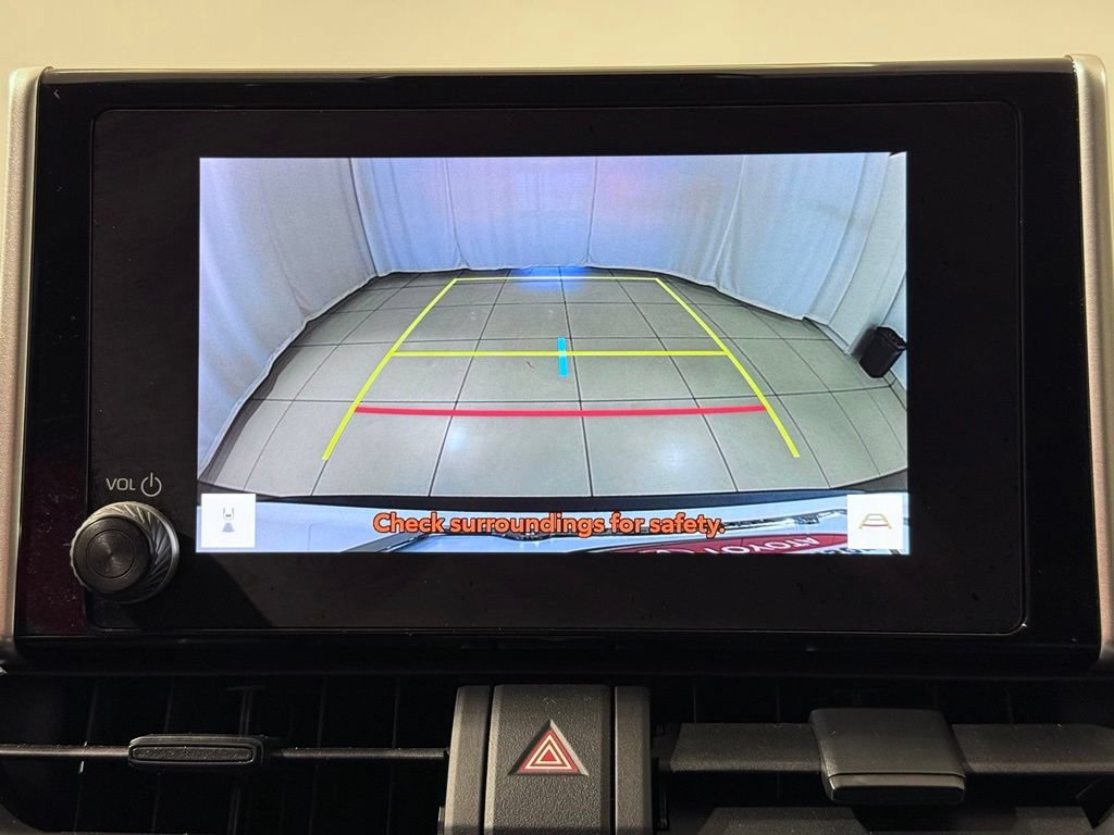 Certified 2024 Toyota RAV4 LE AWD/4WD image 27