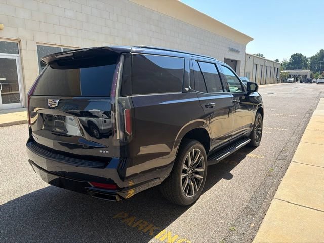 Used 2021 Cadillac Escalade Sport w/ LPO, Illumination Package RWD image 4