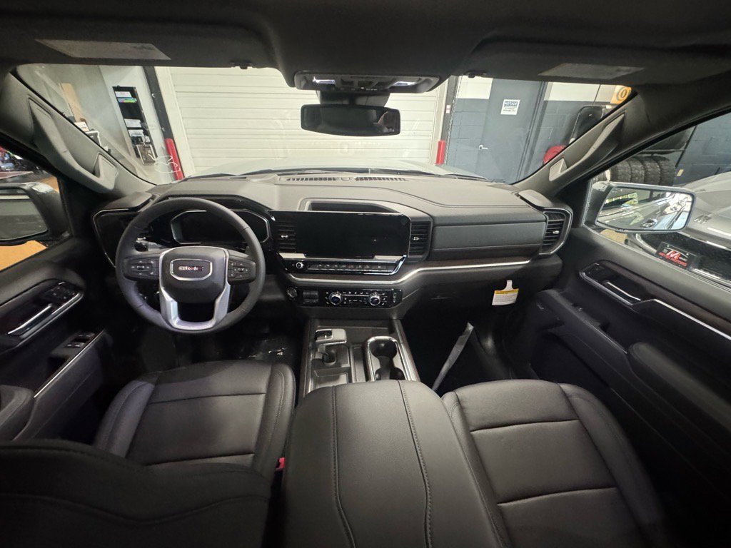 New 2026 GMC Sierra 1500 SLT w/ SLT Premium Plus Package image 15