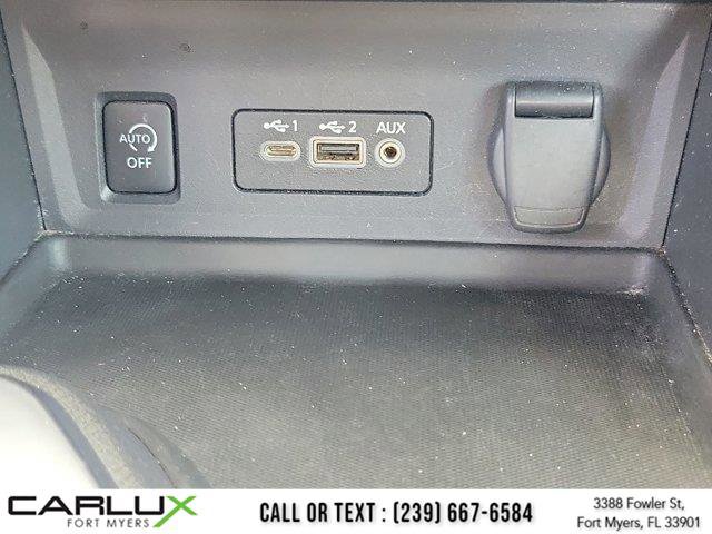 Used 2024 Nissan Sentra SV FWD image 27