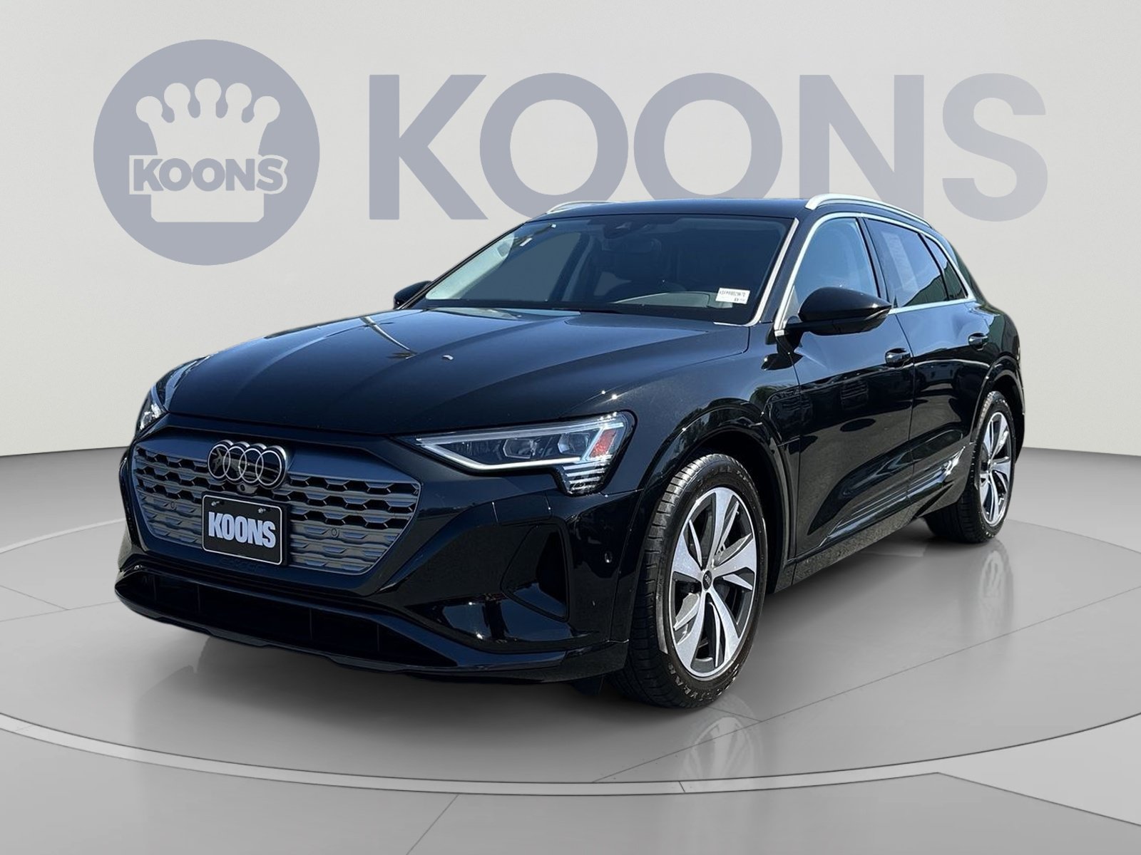 Used 2024 Audi Q8 e-tron Premium Plus w/ Premium Plus Package AWD/4WD image 5