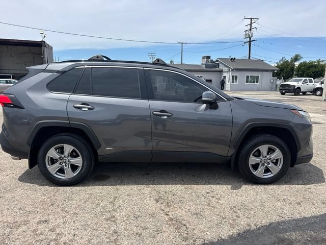 Used 2023 Toyota RAV4 LE AWD/4WD image 3