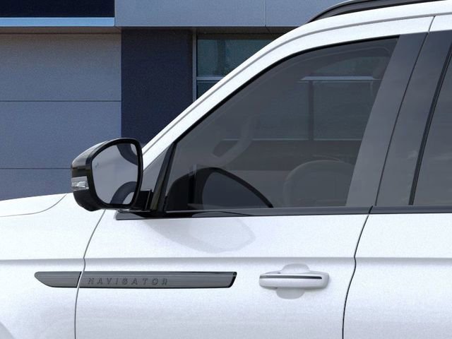 New 2025 Lincoln Navigator L Reserve image 43