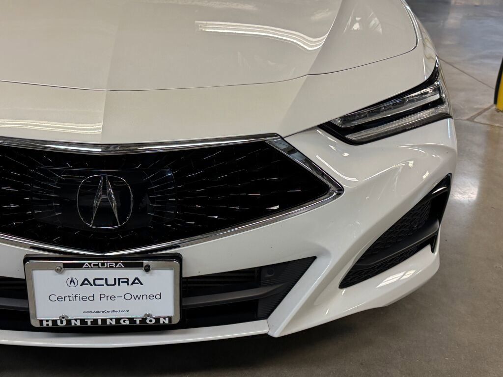 Certified 2022 Acura TLX w/ Technology Package image 5