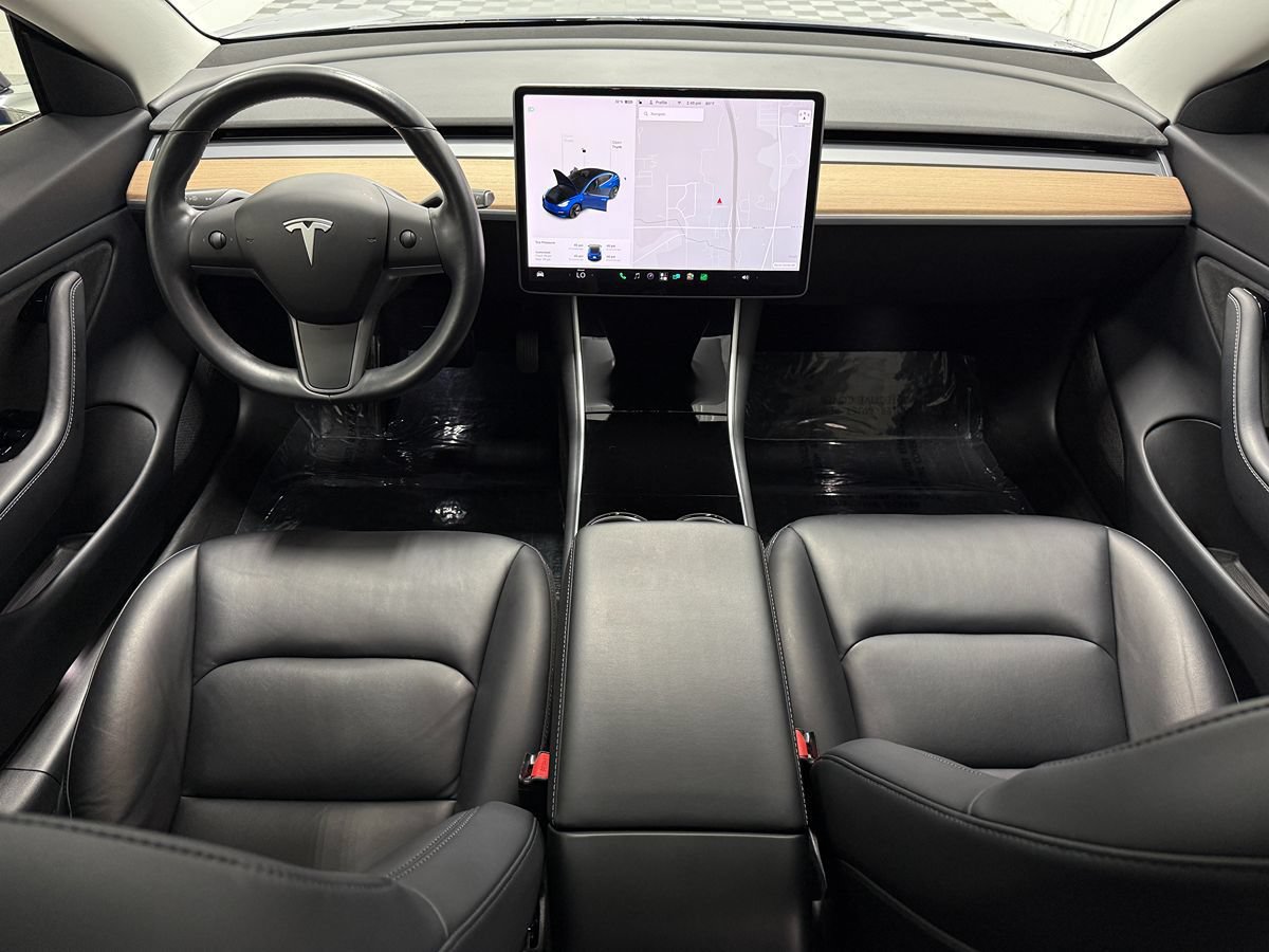 Used 2018 Tesla Model 3 Long Range RWD image 11