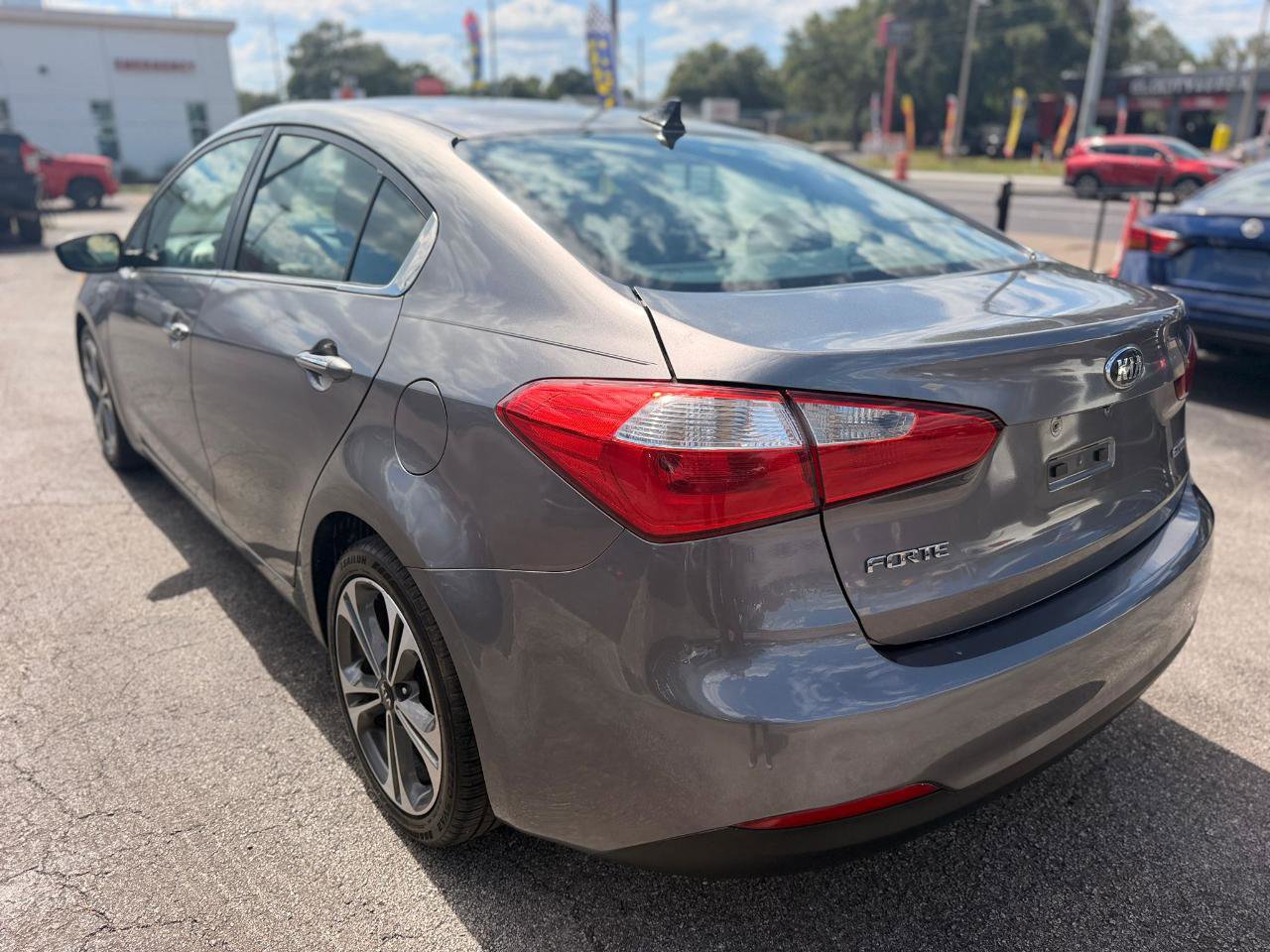 Used 2016 Kia Forte EX w/ EX Premium Package FWD image 10