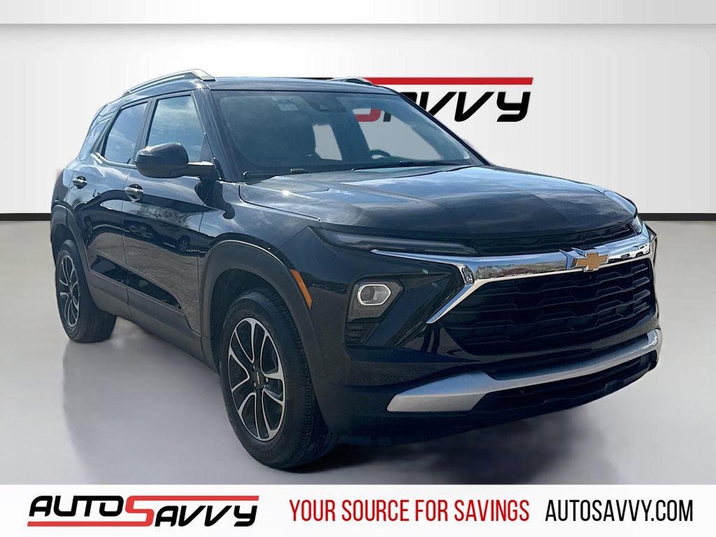 Used 2024 Chevrolet TrailBlazer LT w/ LT Cold Weather Package FWD image 1