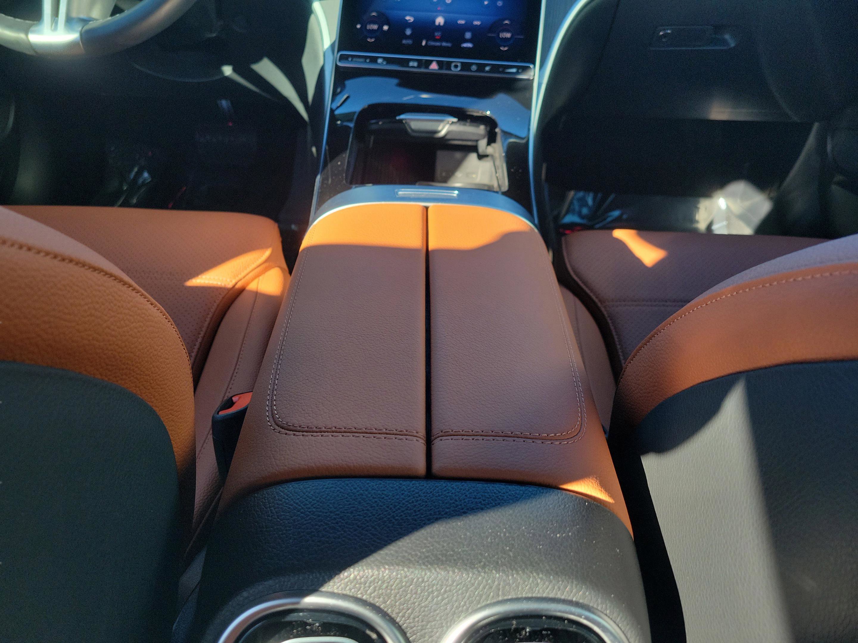 Certified 2025 Mercedes-Benz C 300 Sedan image 23