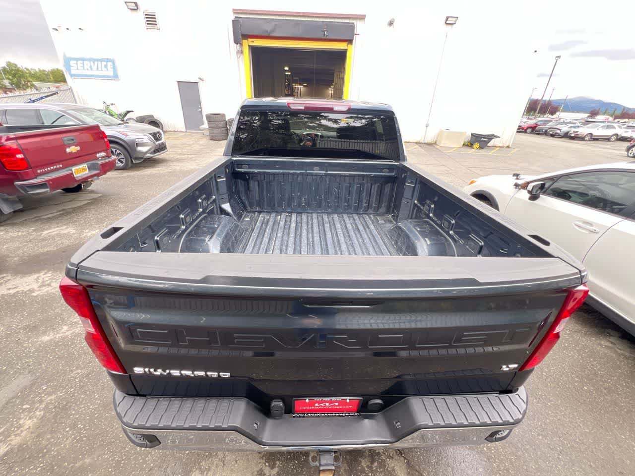 Used 2021 Chevrolet Silverado 1500 LT AWD/4WD image 27