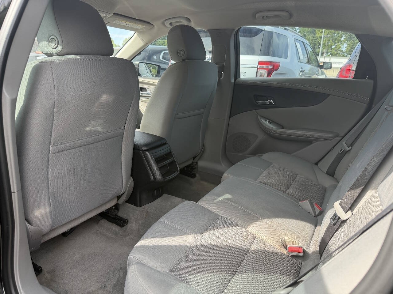 Used 2017 Chevrolet Impala LS FWD image 9
