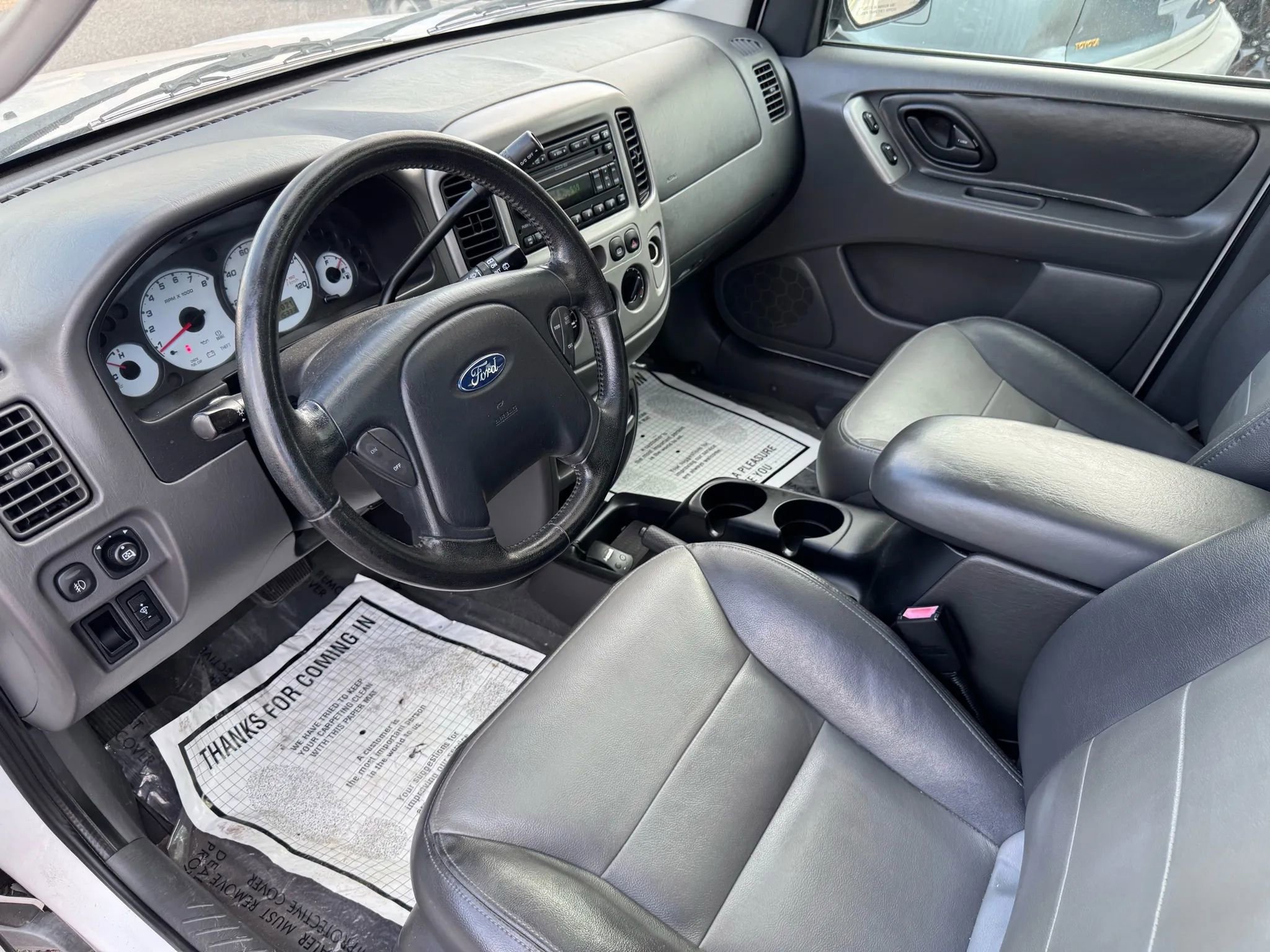 Used 2003 Ford Escape XLT image 14