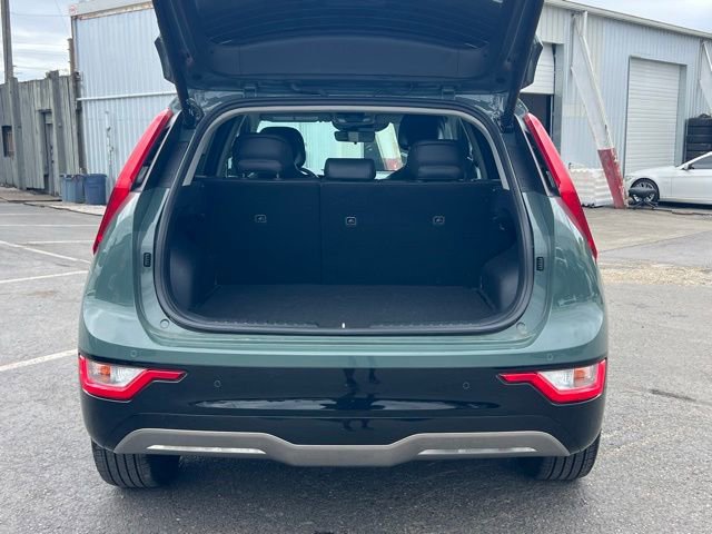 Certified 2025 Kia Niro Wind w/ Wind Preserve Package FWD image 10