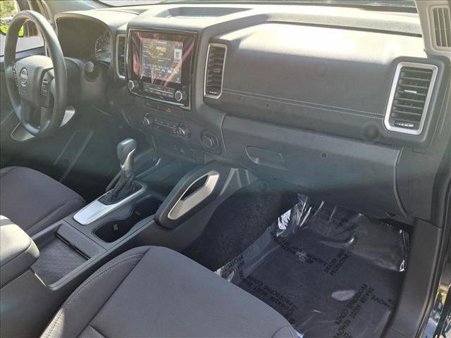 Used 2024 Nissan Frontier SV RWD image 21