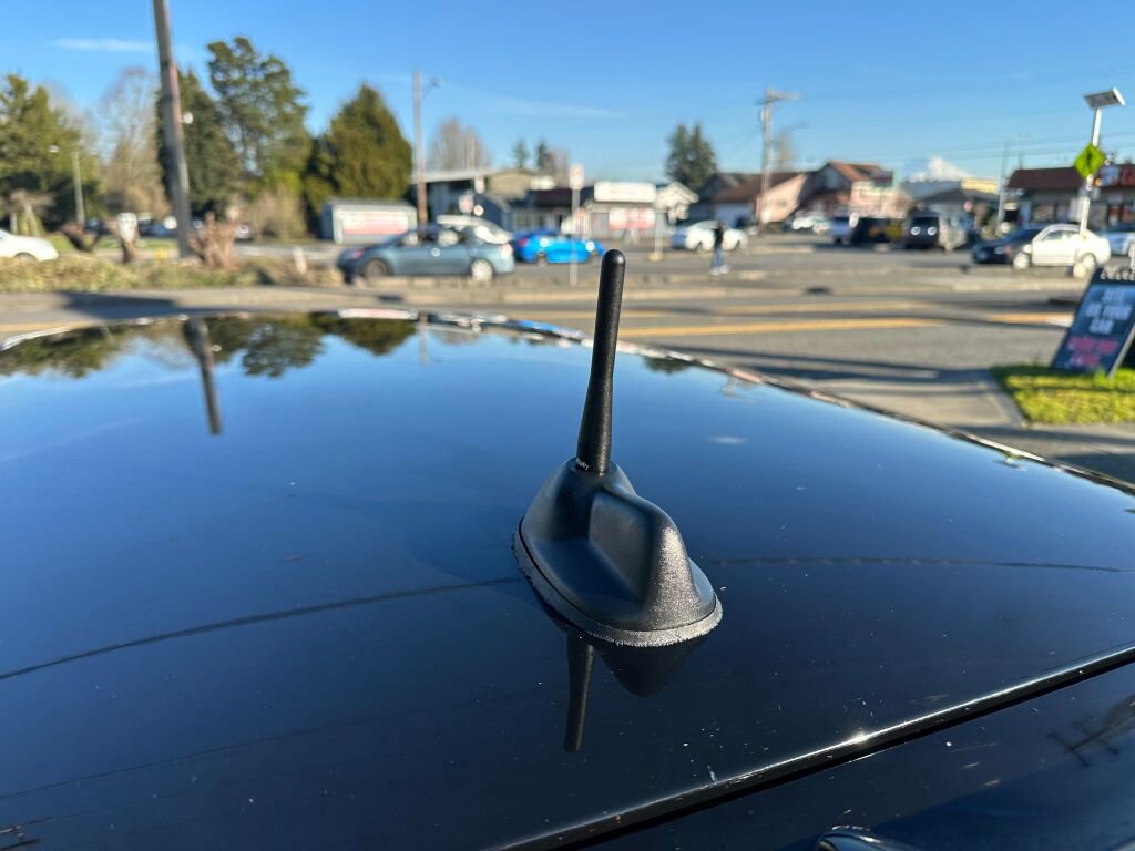 Used 2011 MINI Cooper S image 16