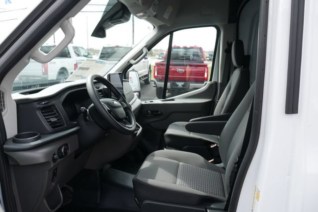 New 2026 Ford Transit 250 148 Medium Roof RWD image 2